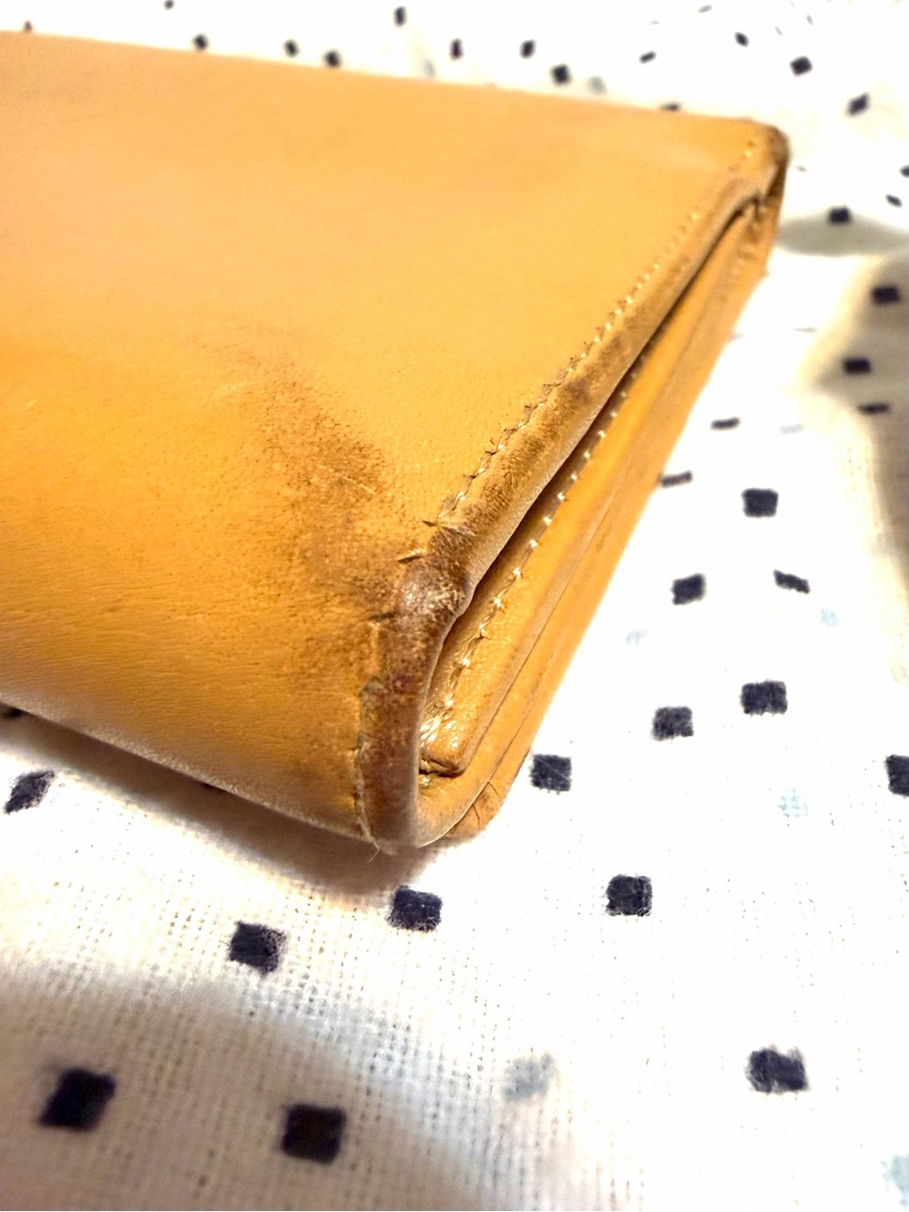 Vintage COACH British Tan Leather Trifold Wallet - Unisex Heritage Piece - Picture 7 of 11